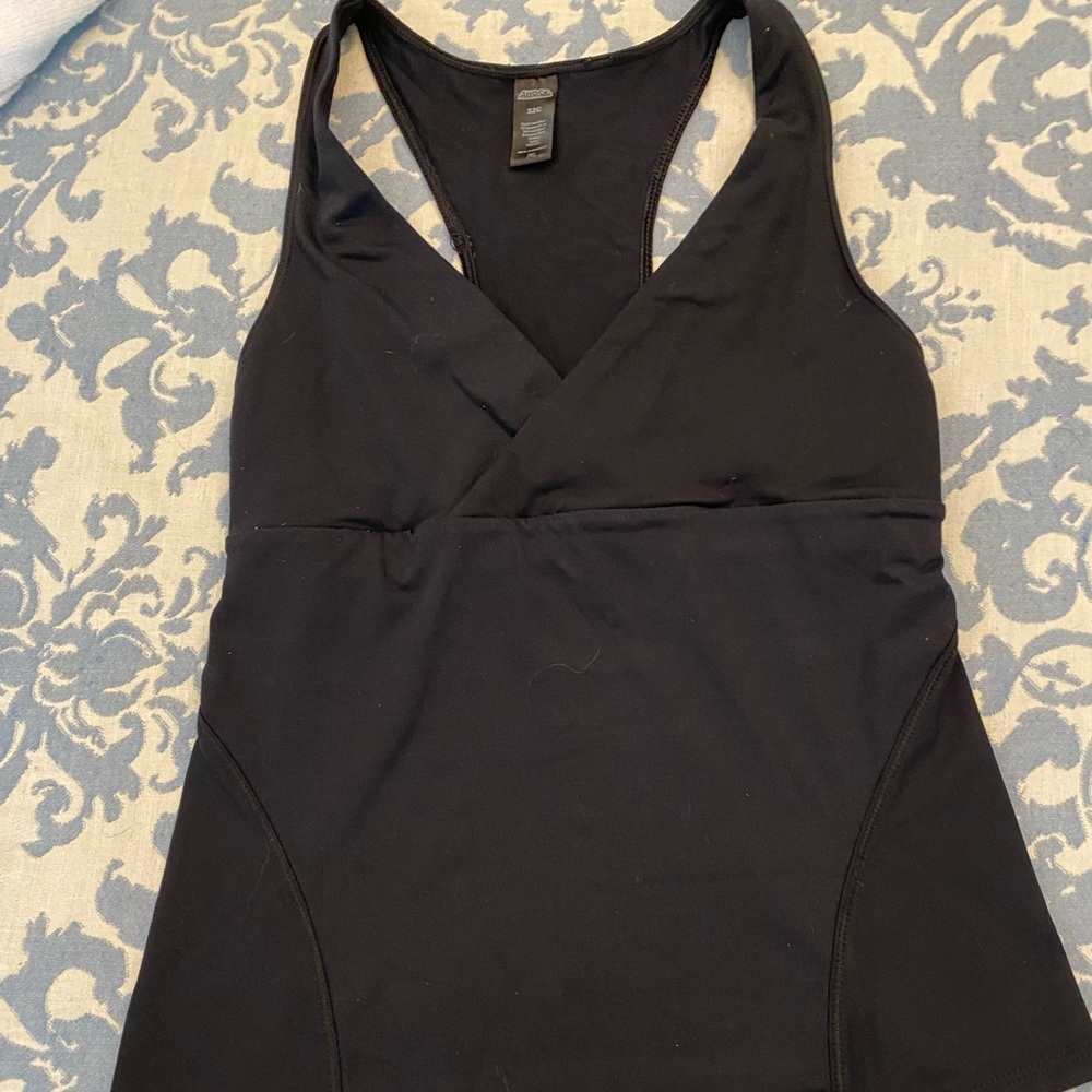 Shock Absorber Athletic Top